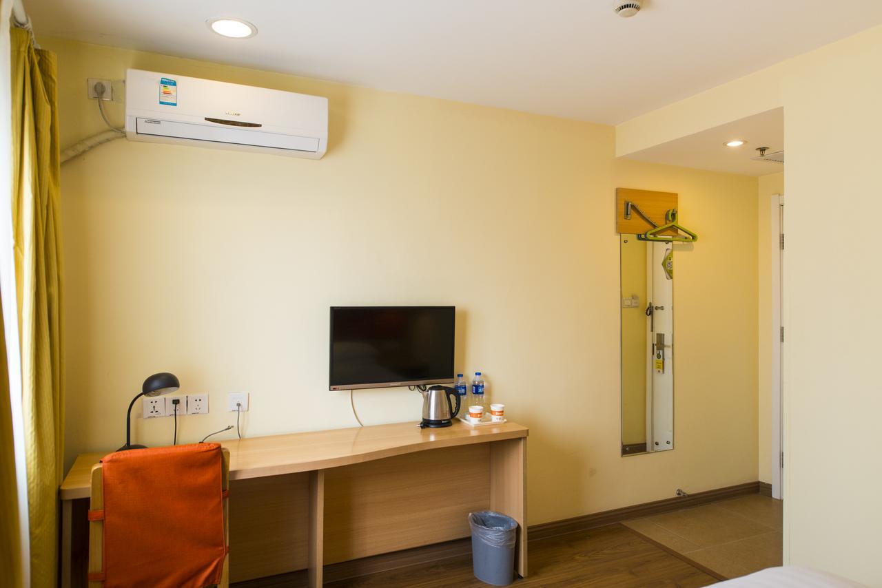 Home Inn Shanghai Hongqiao Terminal Jinshajiang Road Changfeng Eksteriør bilde
